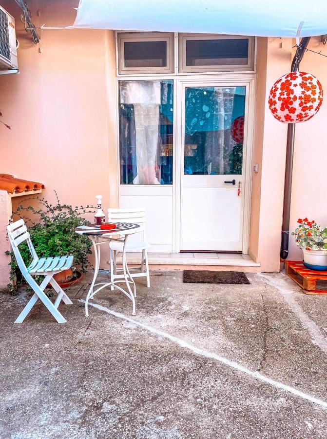 Red Ginger Apartment Ористано Екстериор снимка